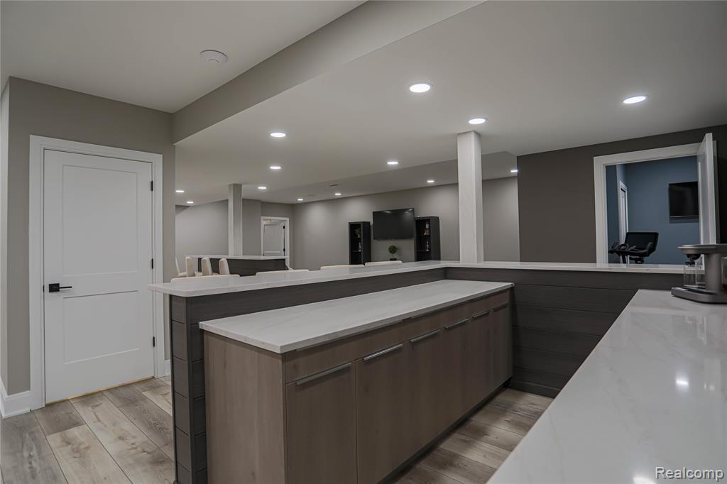 55761 Timbers Edge Drive, Shelby Twp, MI 48316 — Photo 38