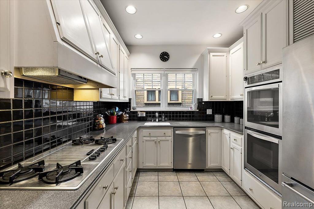 800 Edison Street, Detroit, MI 48202 — Photo 27