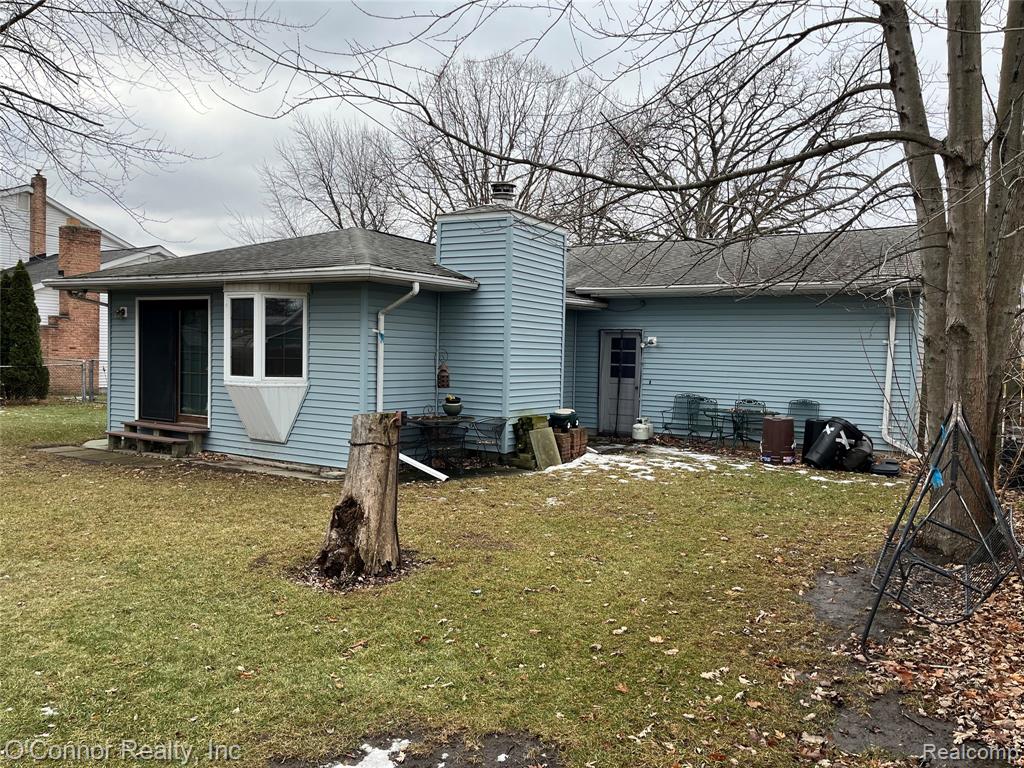 825 Illinois Street, Marysville, MI 48040 — Photo 21