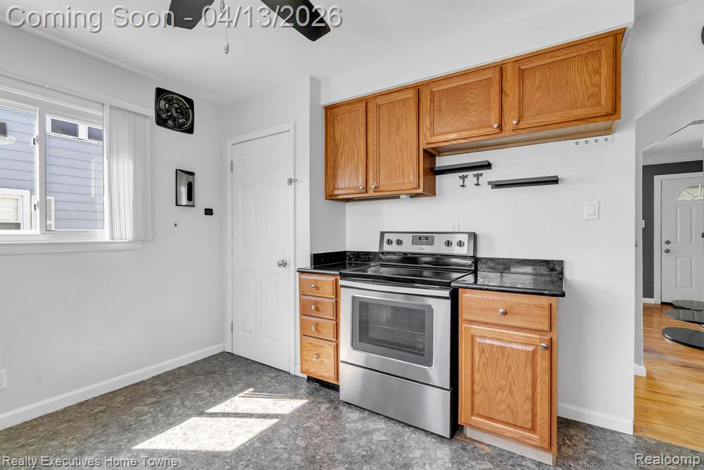 29940 John J Street, Roseville, MI 48066 — Photo 14