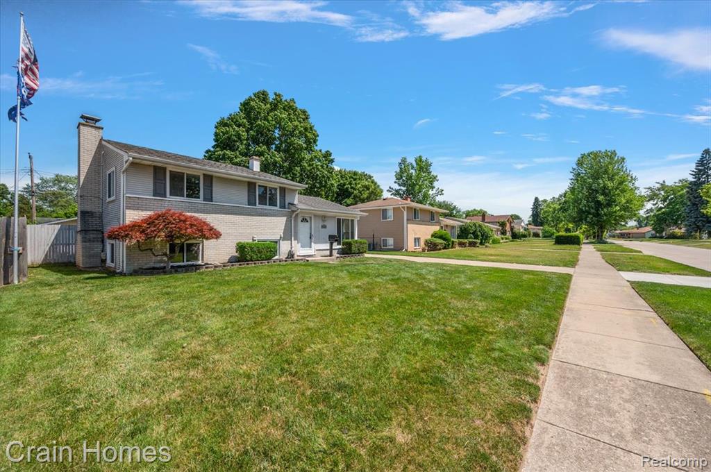 39648 Parklawn Drive, Sterling Heights, MI 48313 — Photo 2