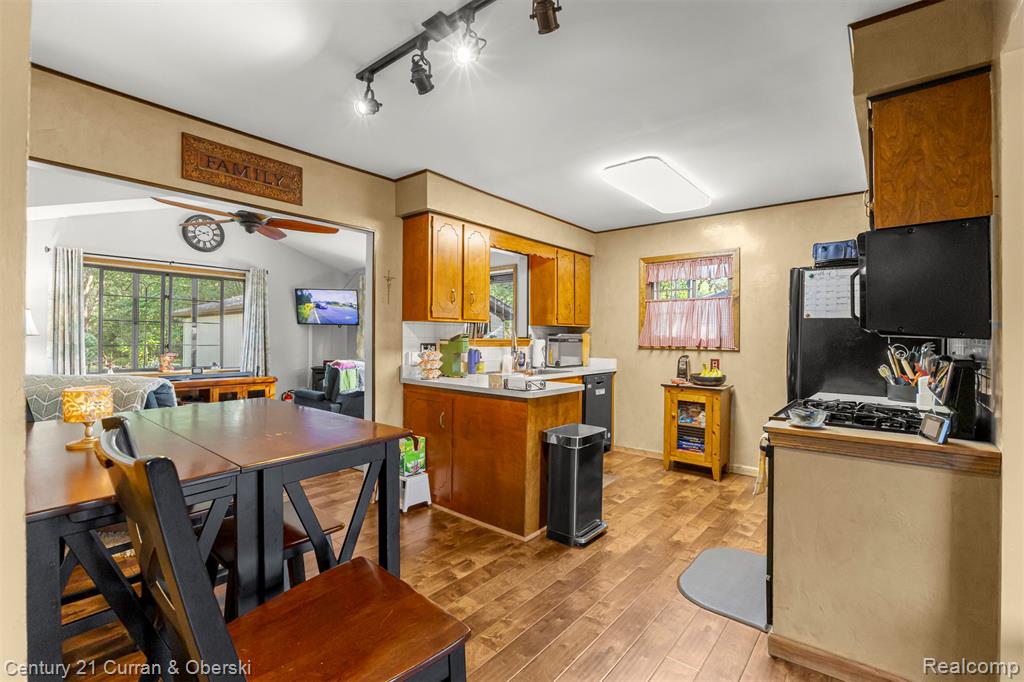 8751 Speedway Drive, Shelby Twp, MI 48317 — Photo 9