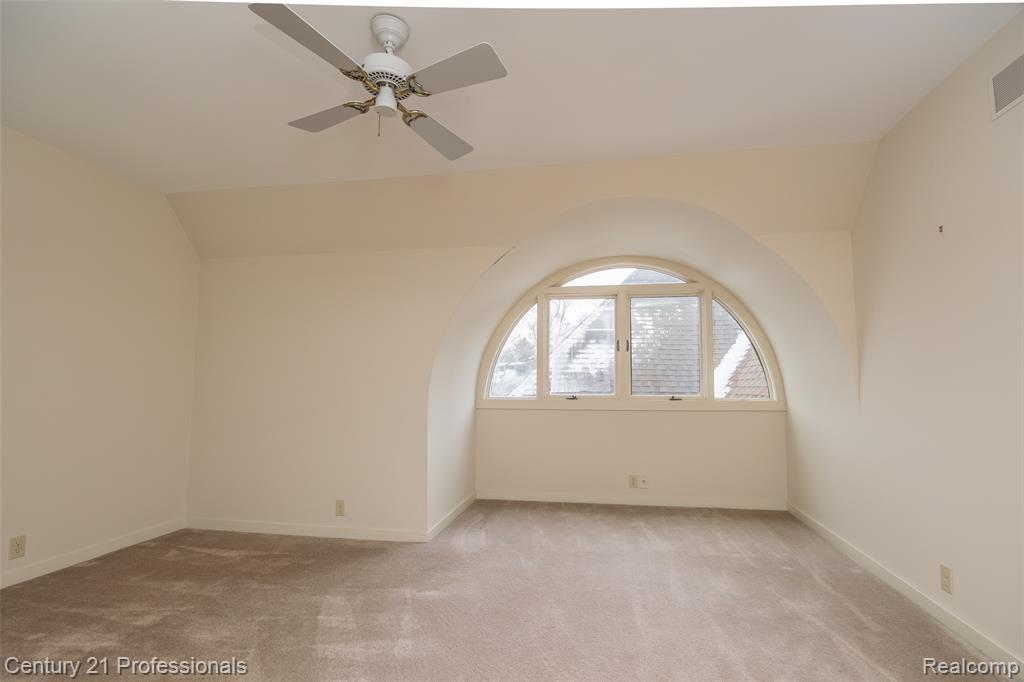 9095 S Saginaw Road, 5, Grand Blanc, MI 48439 — Photo 53