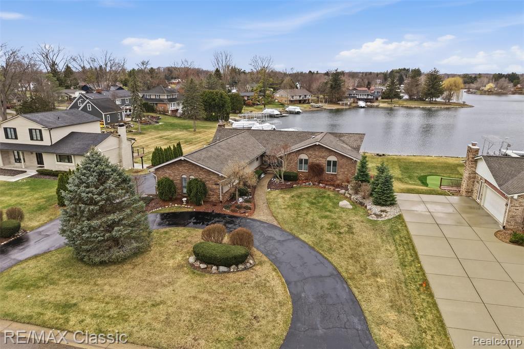 4871 Winewood Lane, Commerce Twp, MI 48382 — Photo 52