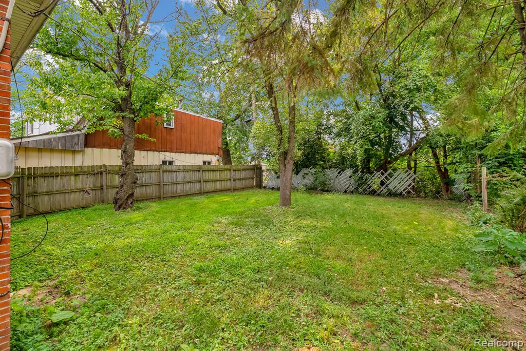 17207 Archdale Street, Detroit, MI 48235 — Photo 31