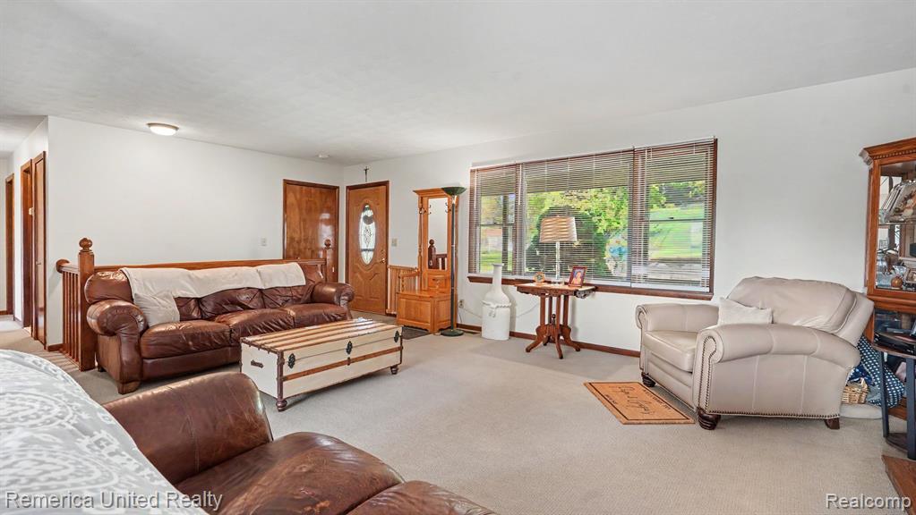 339 S Collins Street, Fowlerville, MI 48836 — Photo 3
