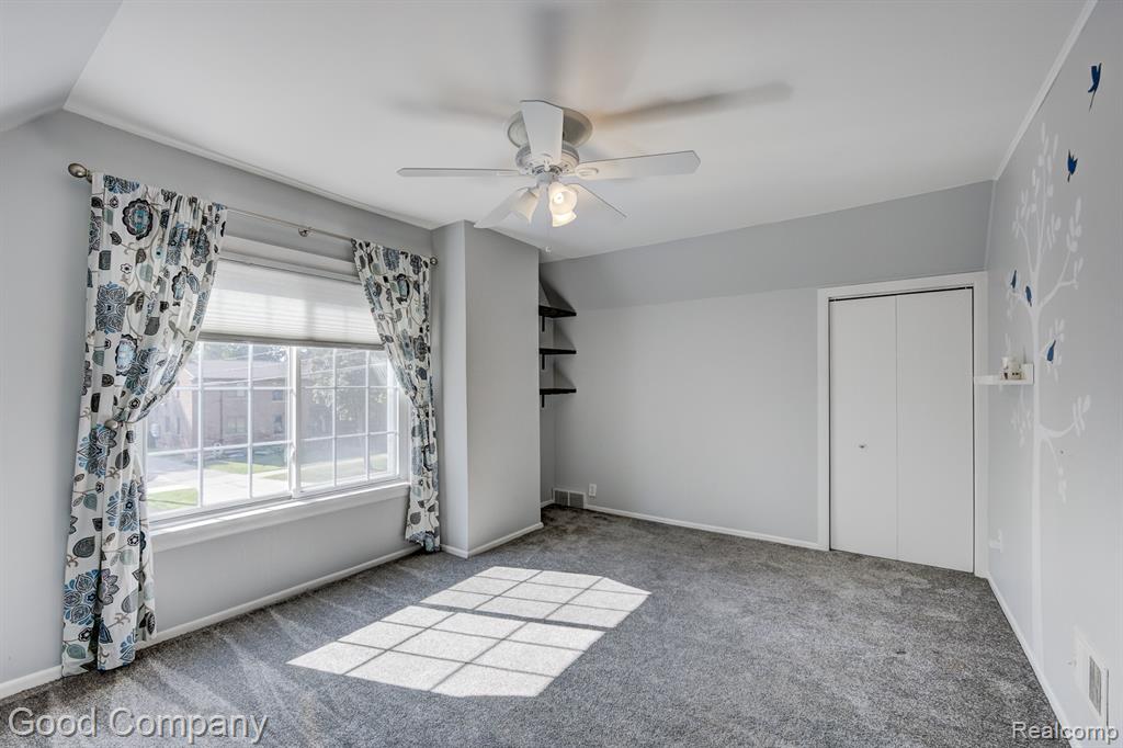 934 Lockwood Road, Royal Oak, MI 48067 — Photo 37