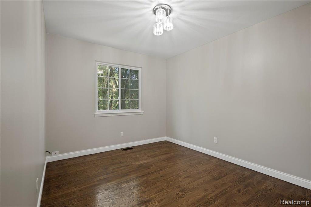 4525 CLINTONVILLE Road, Clarkston, MI — Photo 39