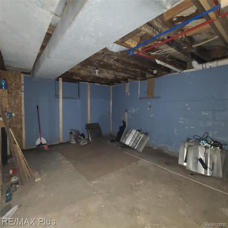 1062 Tremont Avenue, Flint, MI 48505 — Photo 21
