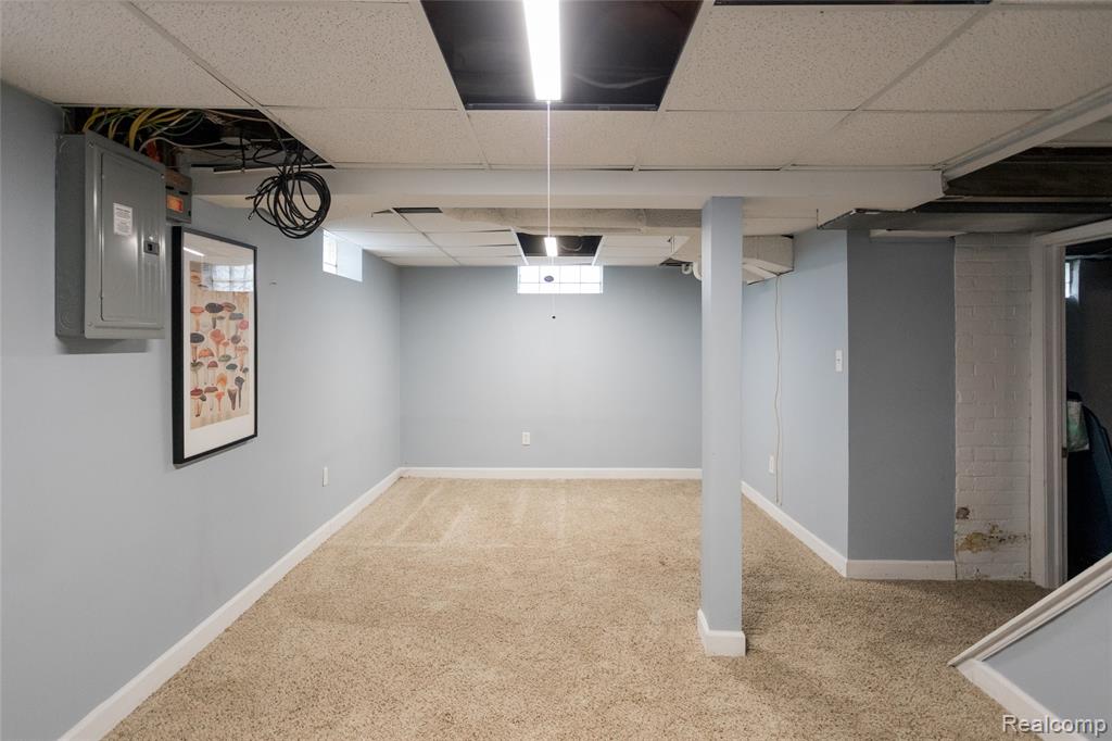 722 S Rembrandt Avenue, Royal Oak, MI 48067 — Photo 19