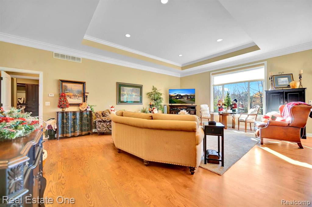 58703 GLACIER CLUB Drive, Washington, MI — Photo 37