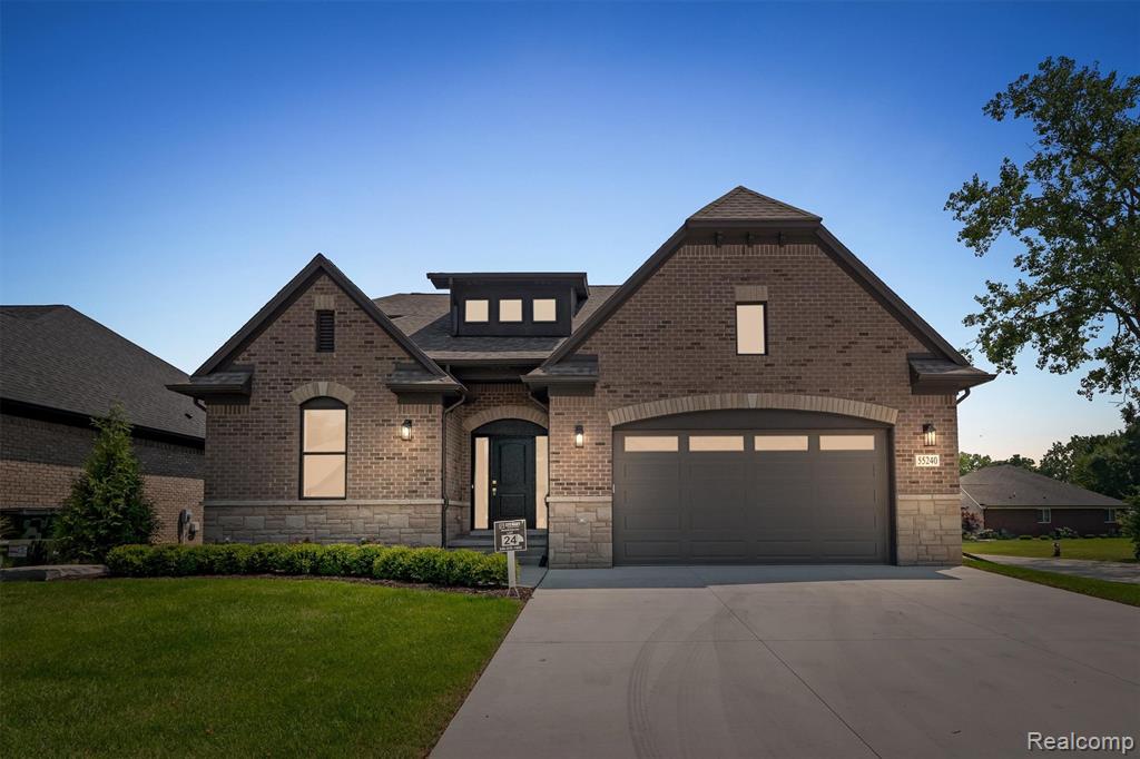 55330 Hanford Court, Shelby Twp, MI 48316 — Photo 4