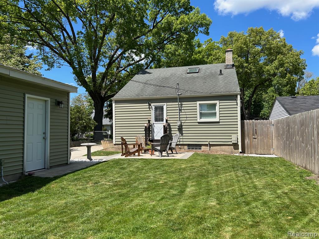8441 COLGATE Street, Oak Park, MI 48237 — Photo 14