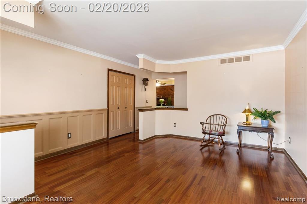 15303 Lincolnshire Lane, Fraser, MI 48026 — Photo 3