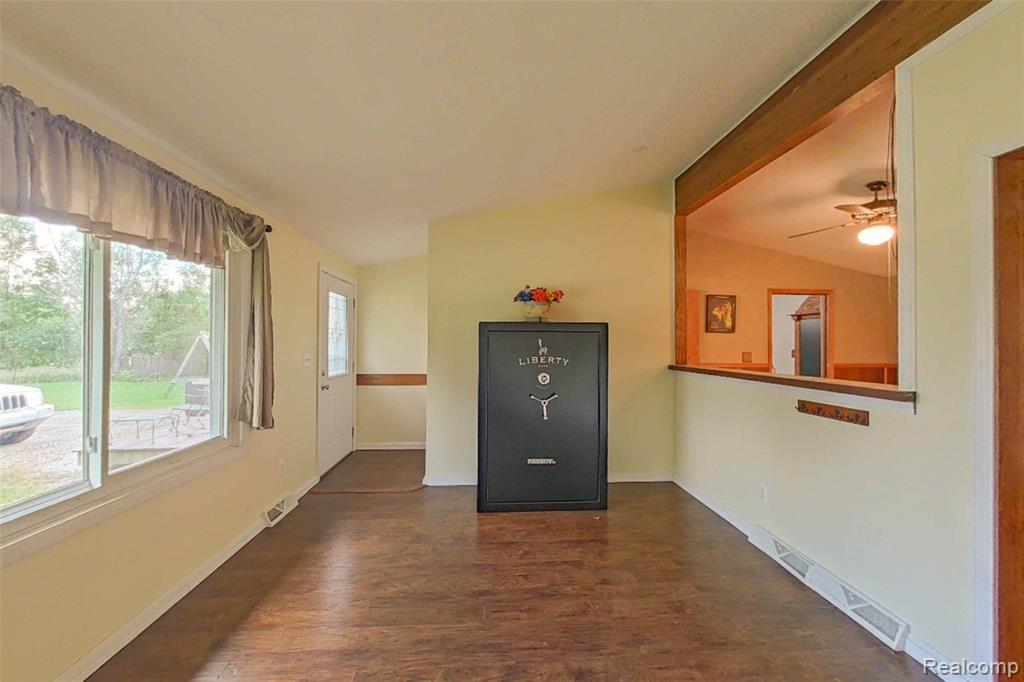 5920 CAMPBELL CORNERS Drive, Howell, MI 48855 — Photo 22