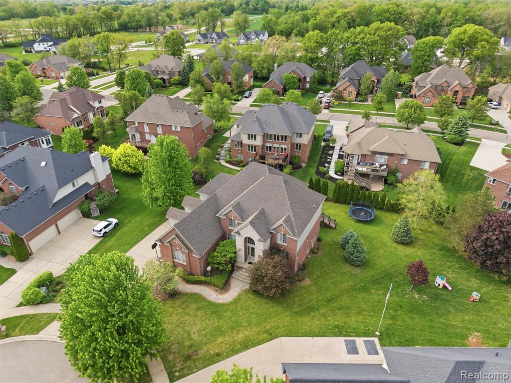 7305 Acadia Court, Washington, MI 48095 — Photo 2