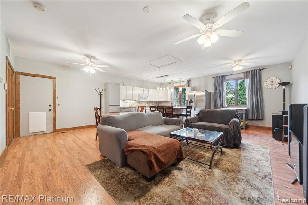 5152 Milroy Lane, Brighton, MI 48116 — Photo 34