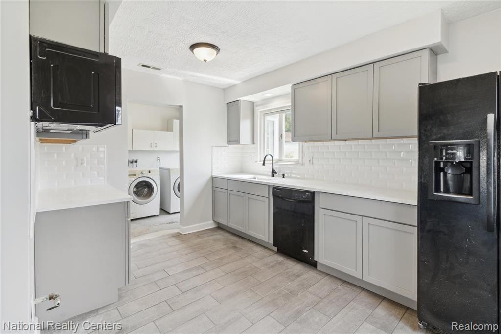 6224 Gilman Street, Garden City, MI — Photo 8