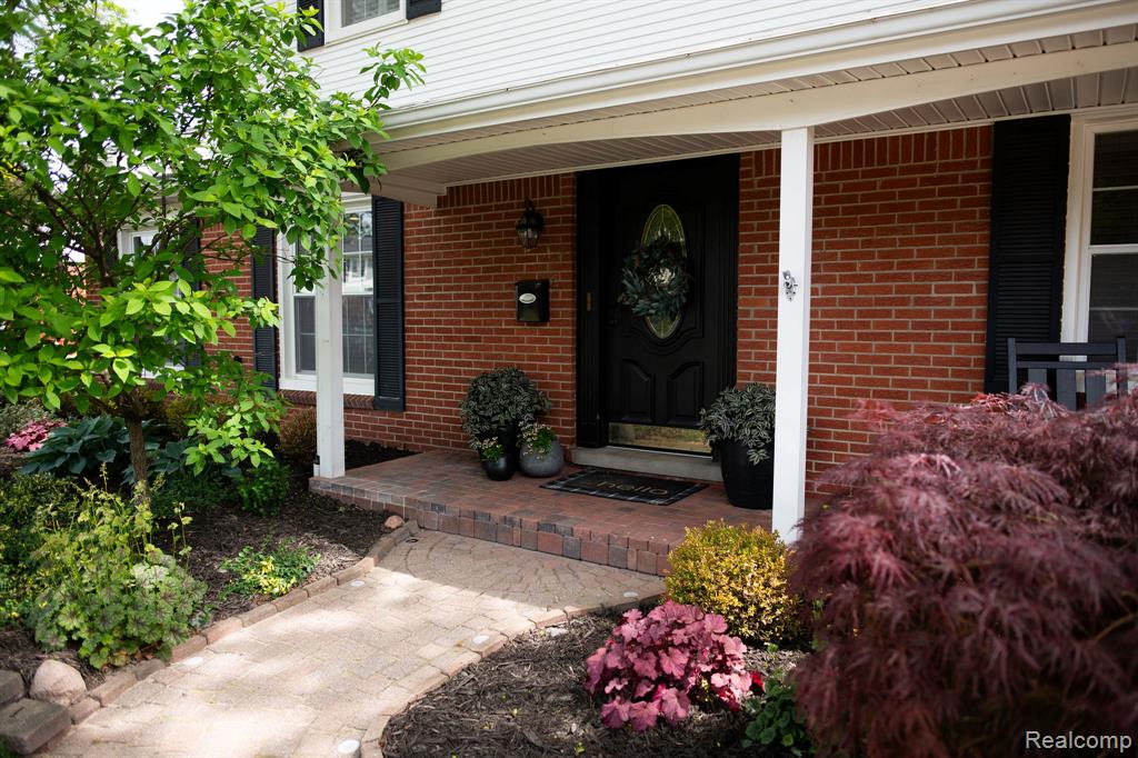 14922 Robinwood Drive, Plymouth, MI 48170 — Photo 27