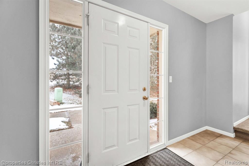 1858 Flagstone Circle, #49, Rochester, MI 48307 — Photo 3