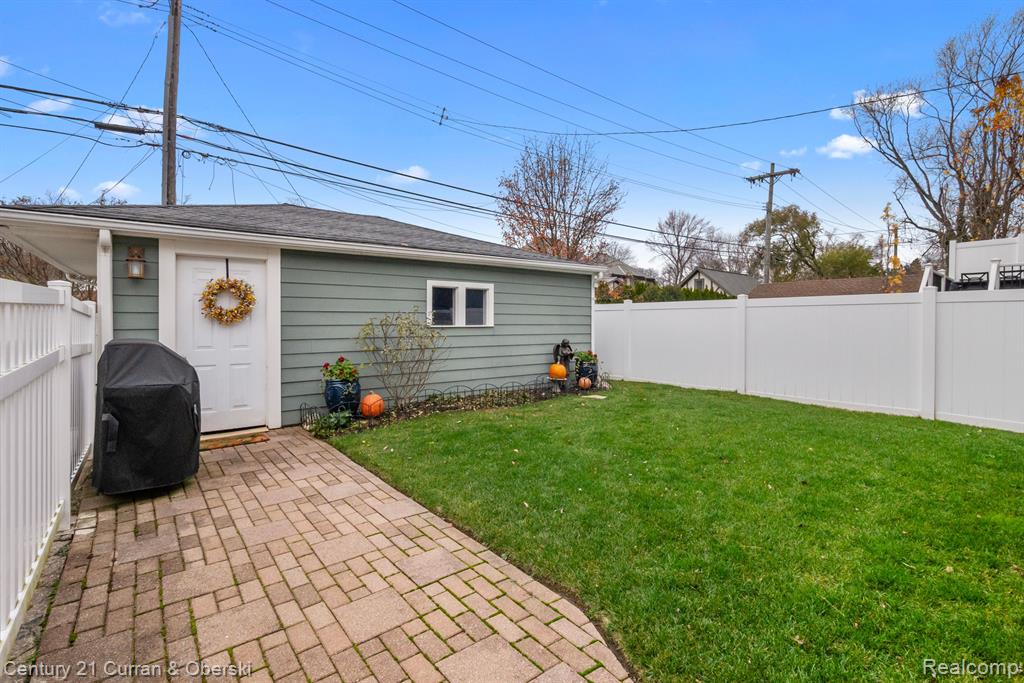 634 S HARVEY Street, Plymouth, MI 48170 — Photo 44