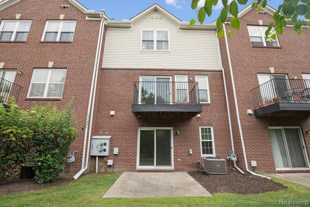545 Cherry Orchard Road, Canton, MI 48188 — Photo 39
