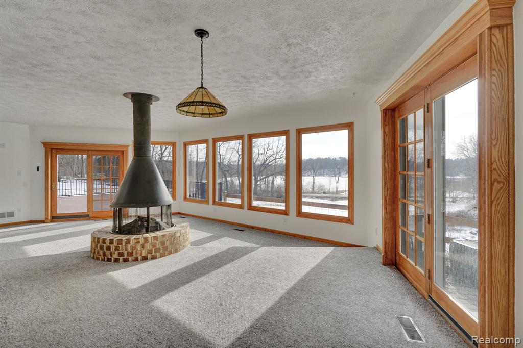 35 Leece Road, Ortonville, MI 48462 — Photo 9