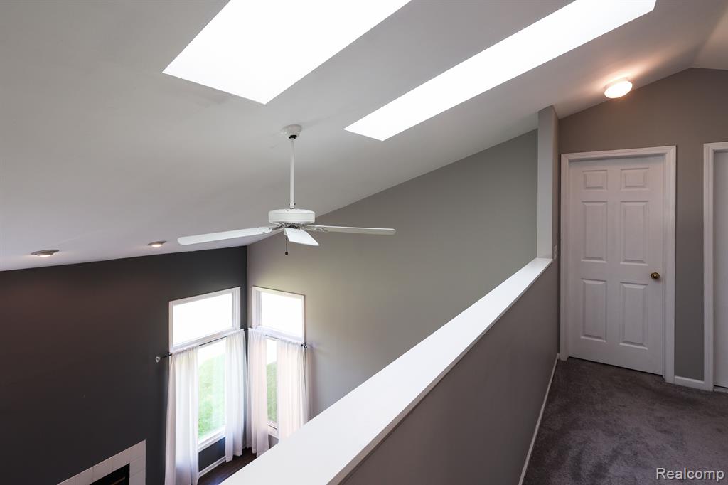 4908 FAIRWAYS Drive, Brighton, MI 48116 — Photo 23