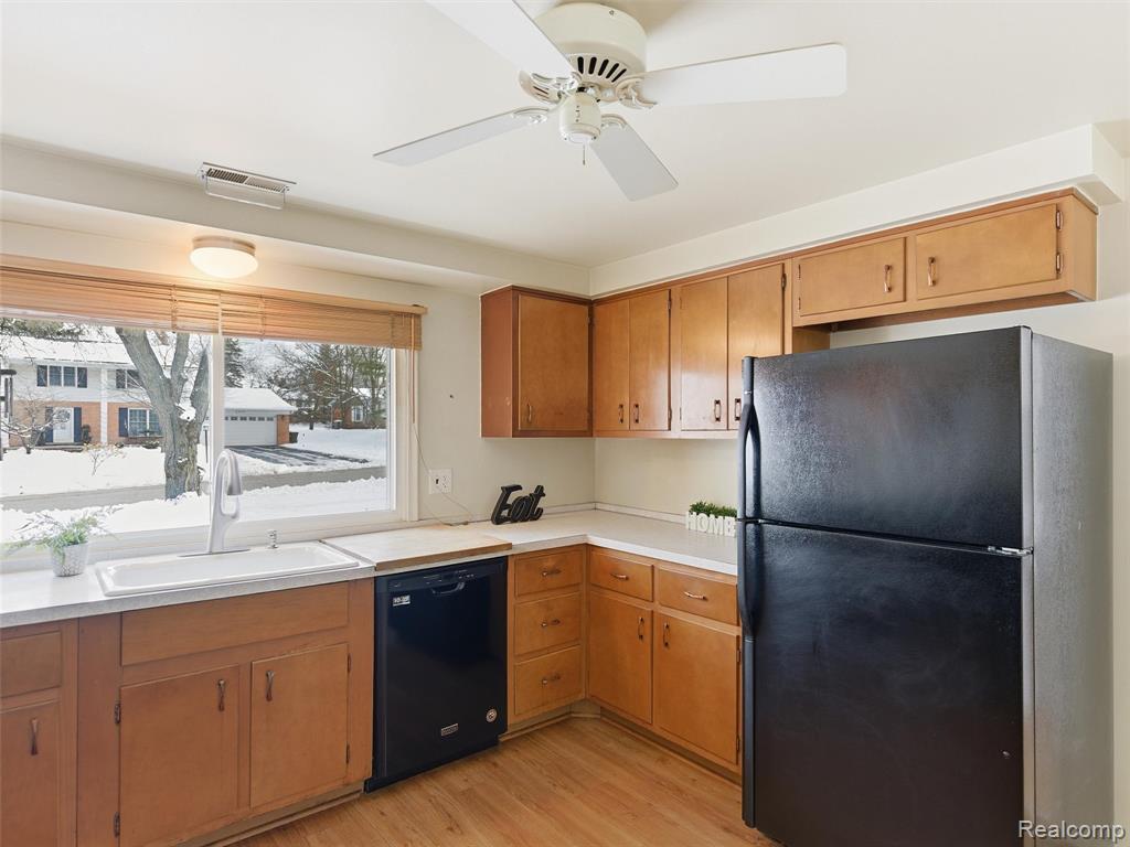 2950 Aspen Lane, Bloomfield, MI 48302 — Photo 13