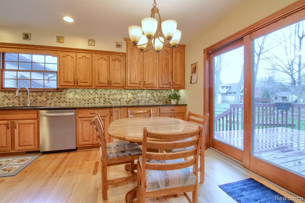 40184 LADENE Lane, Novi, MI — Photo 12