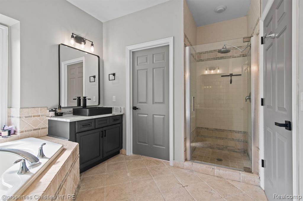 48252 BINGHAMPTON, Northville, MI 48168 — Photo 20
