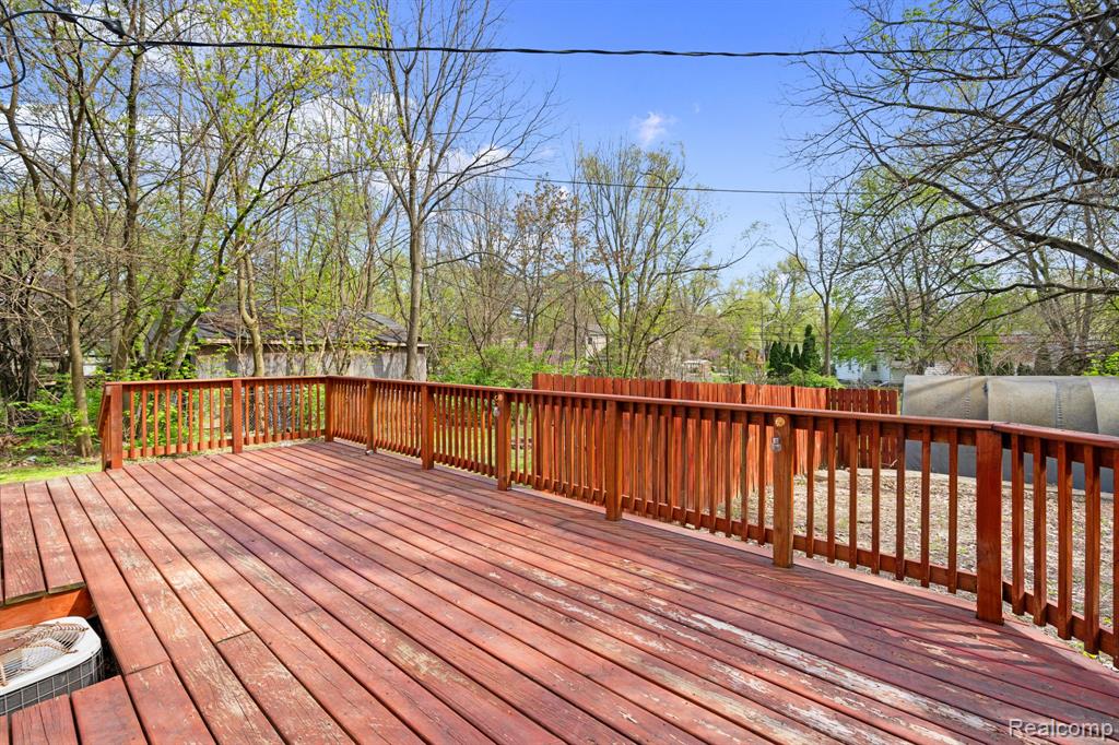 610 E CROSS Street, Ypsilanti, MI 48198 — Photo 24