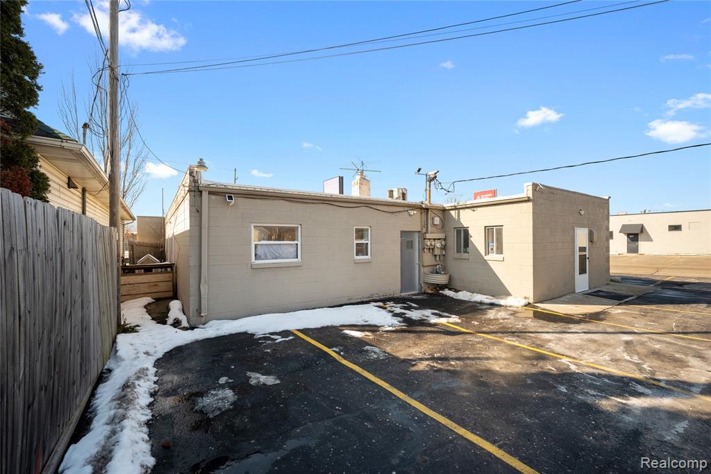 4680 Dixie Highway, Waterford, MI — Photo 28