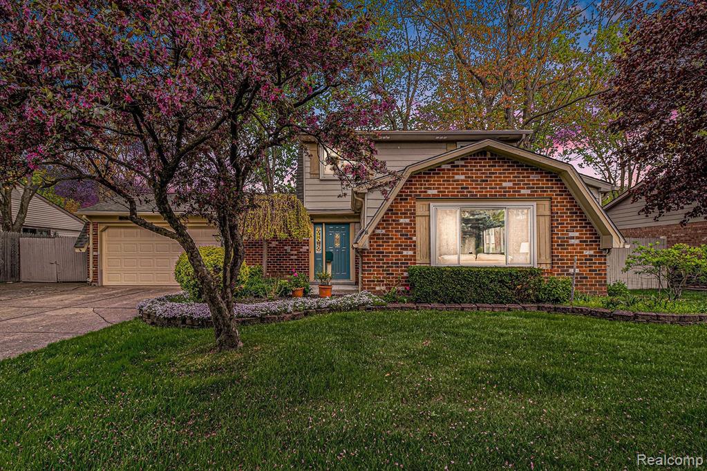 4036 CYPRESS Drive, Troy, MI 48085 — Photo 18