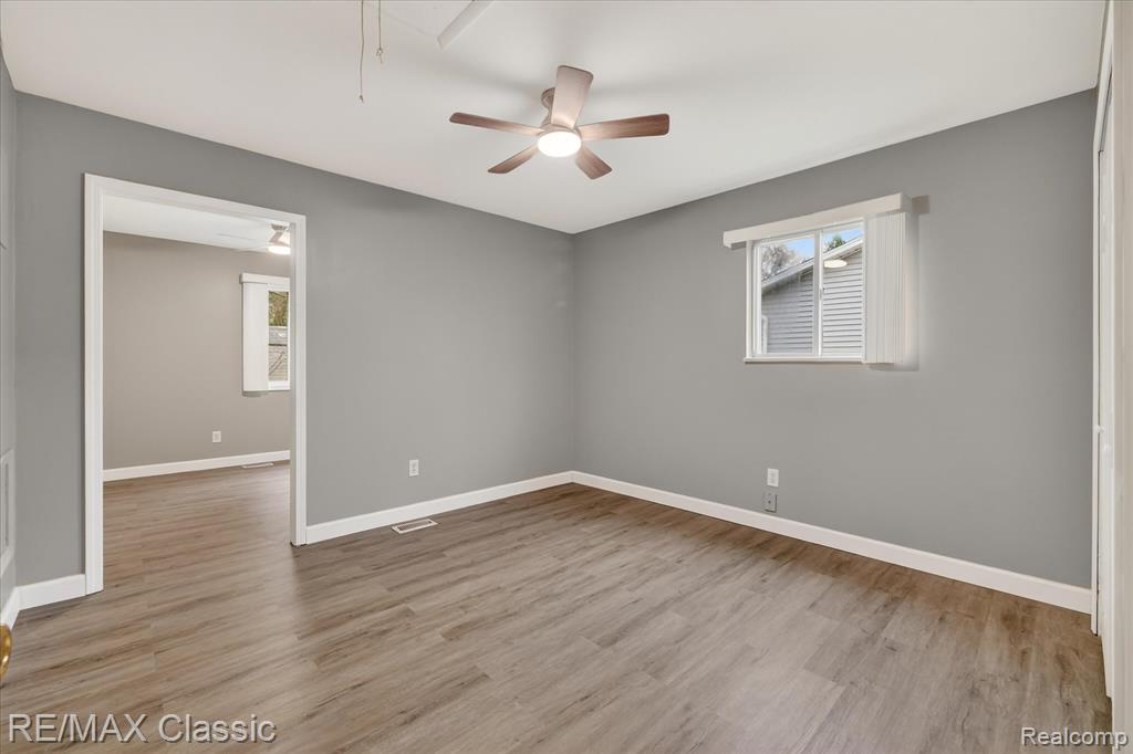 430 Sherwood Court, Holly, MI 48442 — Photo 22