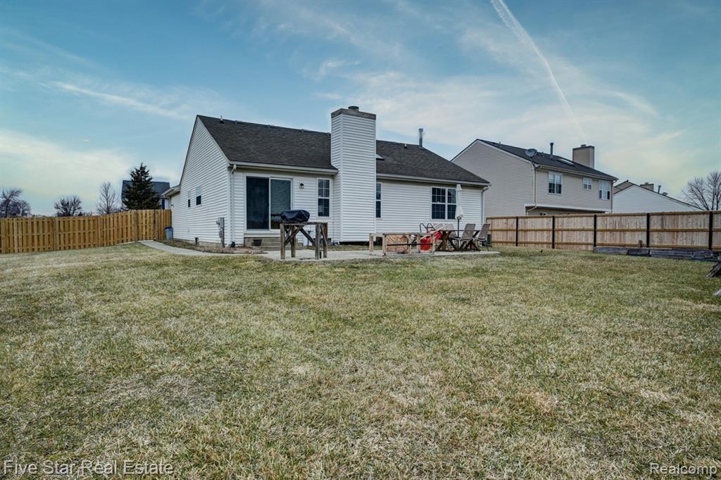 7511 BERMUDA DUNES, Ypsilanti, MI 48197 — Photo 54