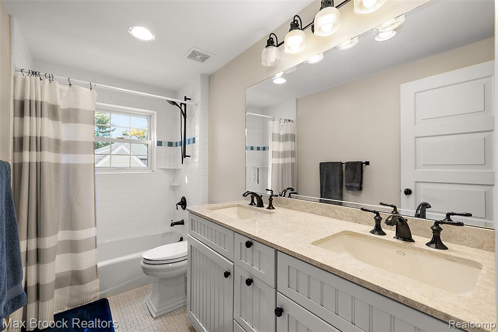 537 Pleasant Street, Birmingham, MI 48009 — Photo 22