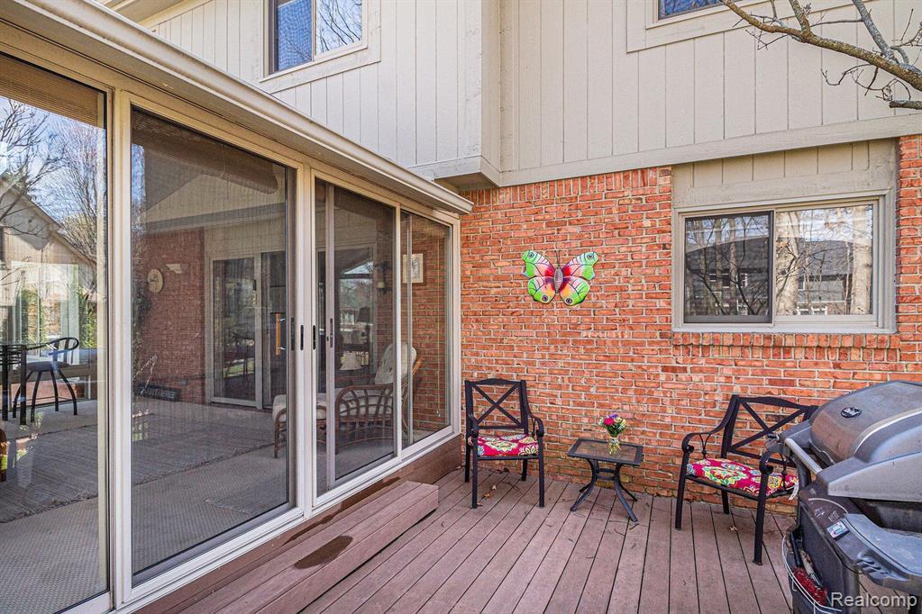 57598 HIDDEN TIMBERS Drive, South Lyon, MI 48178 — Photo 29