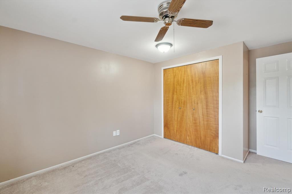 6169 Barker Circle, Waterford, MI 48329 — Photo 24