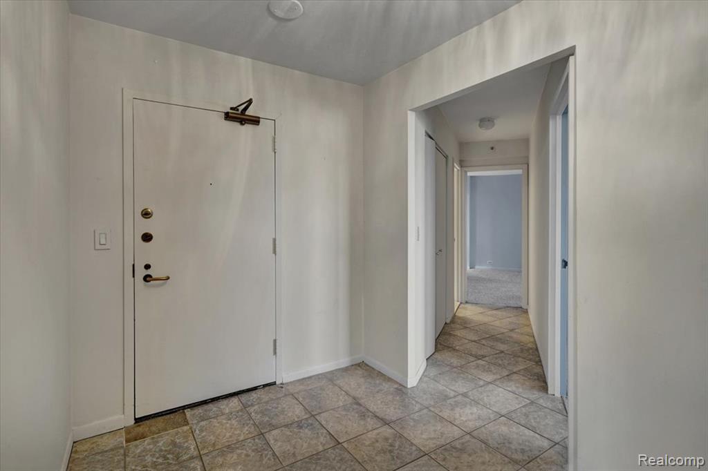 5000 Town Center, 3206, Southfield, MI 48075 — Photo 4