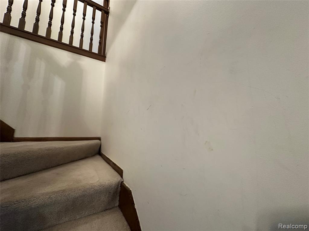6473 Red Oak Drive, Troy, MI 48098 — Photo 24