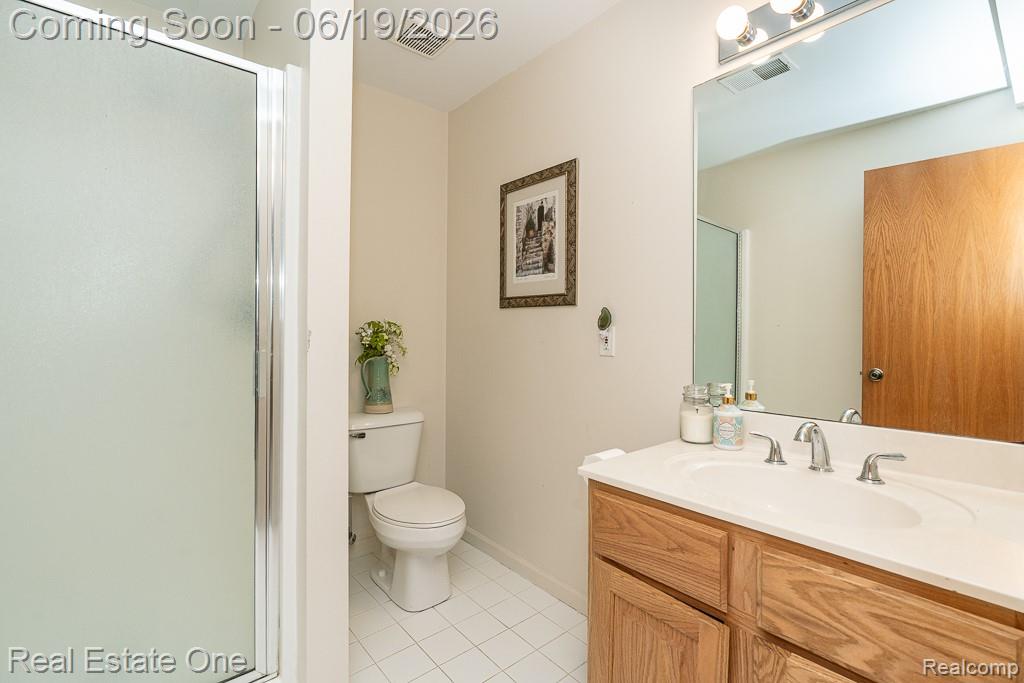 6595 Scenic Pines Court, Clarkston, MI — Photo 29
