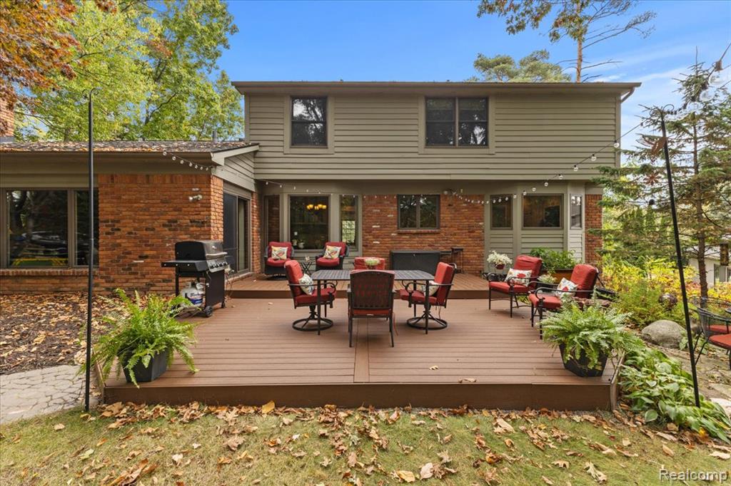8291 Fawn Valley Circle, Clarkston, MI 48348 — Photo 39