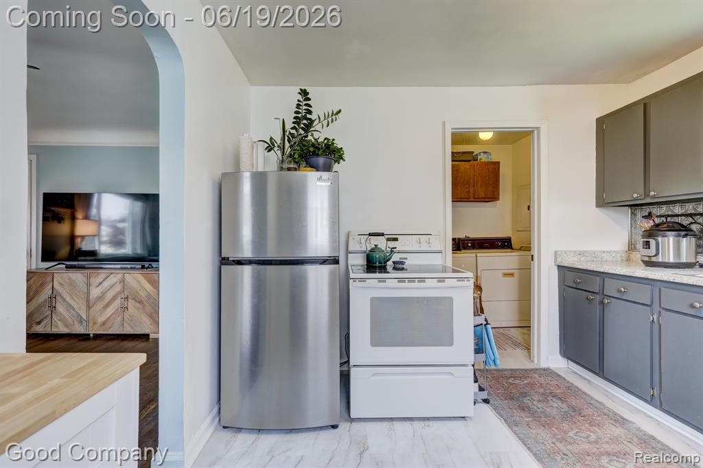 521 E Chesterfield Street, Ferndale, MI 48220 — Photo 11