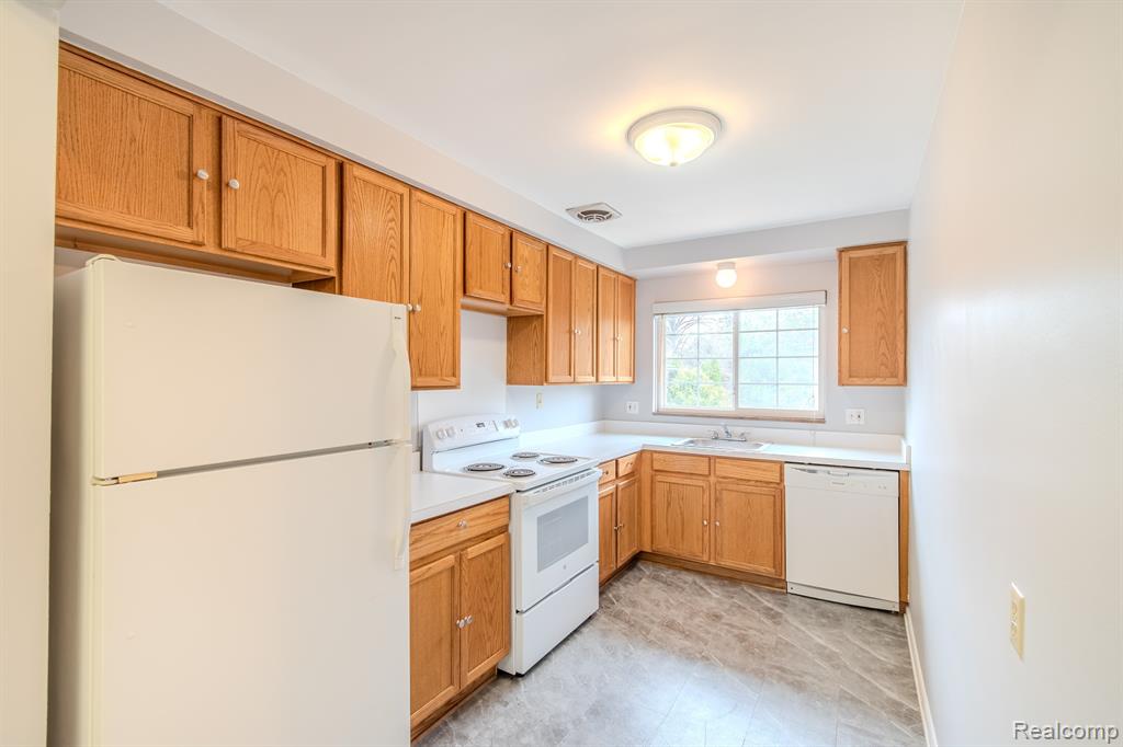 487 N ETON Street, Birmingham, MI 48009 — Photo 7
