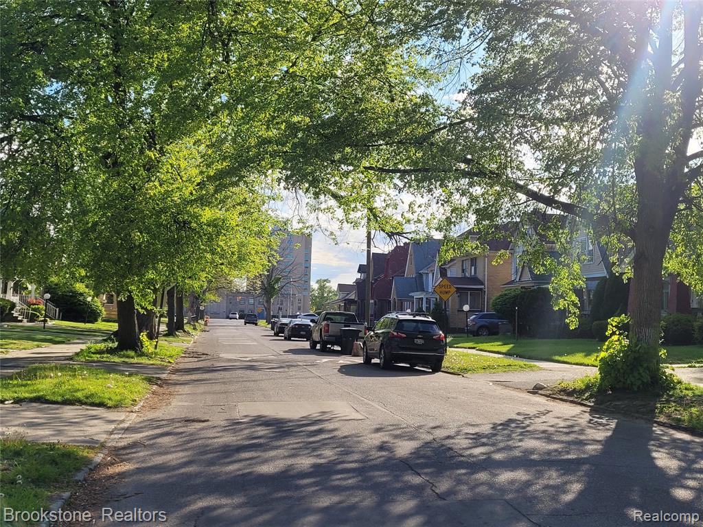 3241 Lawrence Street, Detroit, MI 48206 — Photo 23