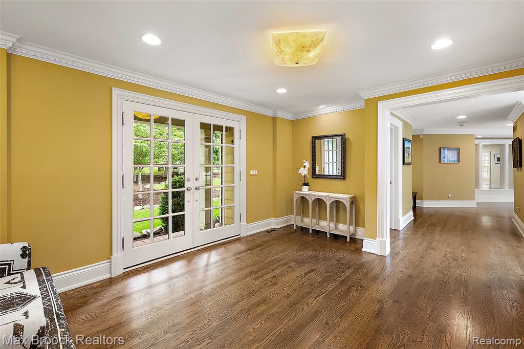760 Lone Pine Road - Photo 3
