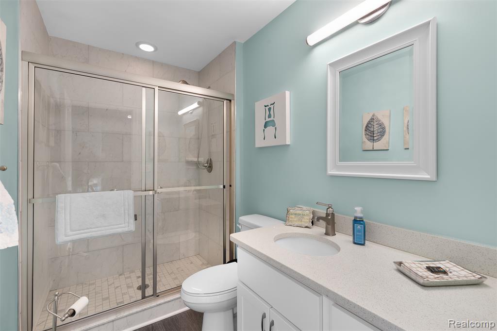 13407 Shire Lane, 27, Southgate, MI 48195 — Photo 14