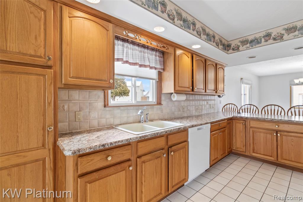 7811 Alexandria Drive, Ira, MI — Photo 12
