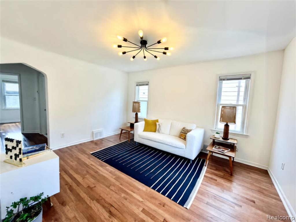 640 Wordsworth Street, Ferndale, MI 48220 — Photo 3